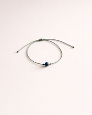 Pulsera de sodalita incluida con vela Enfoque